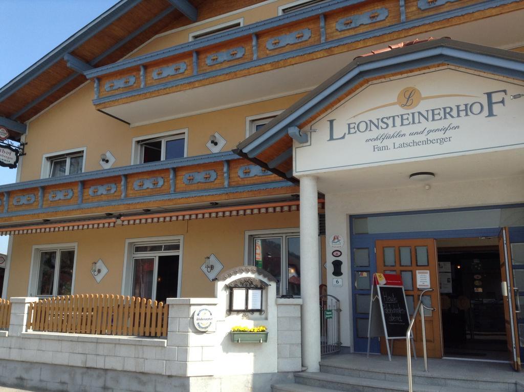 Leonsteinerhof Bed and Breakfast Exteriör bild
